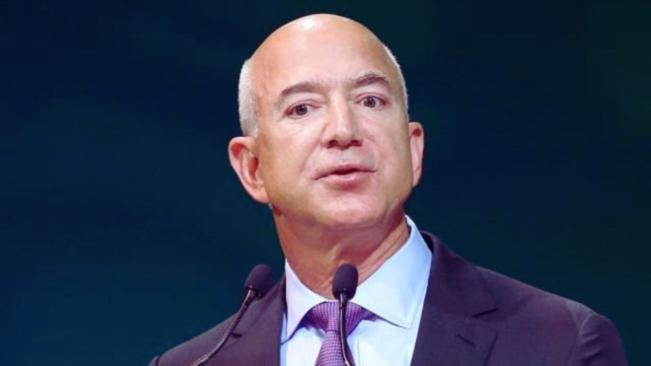 Jeff Bezos Unloads $2B in Amazon Stock