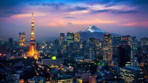 Japan's Economy Grows 0.4%